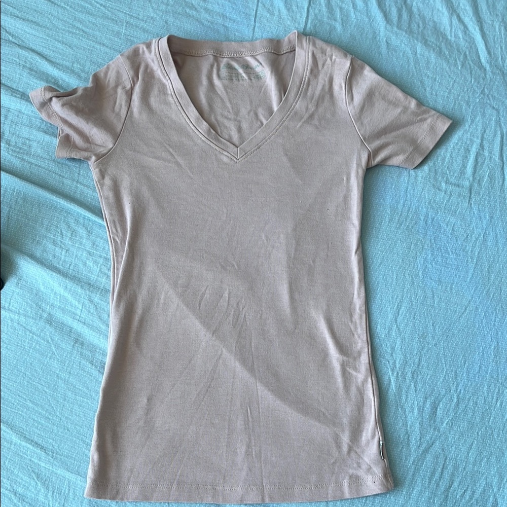 Eddie Bauer Women's Light Beige V-Neck Tee